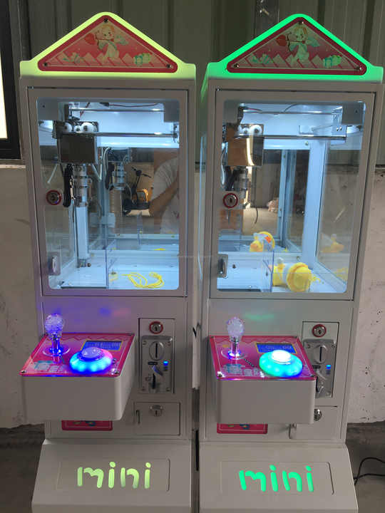 Mini Coin-Operated Mega Small  – обзор и цена Arcade Toy Claw Vending Machine